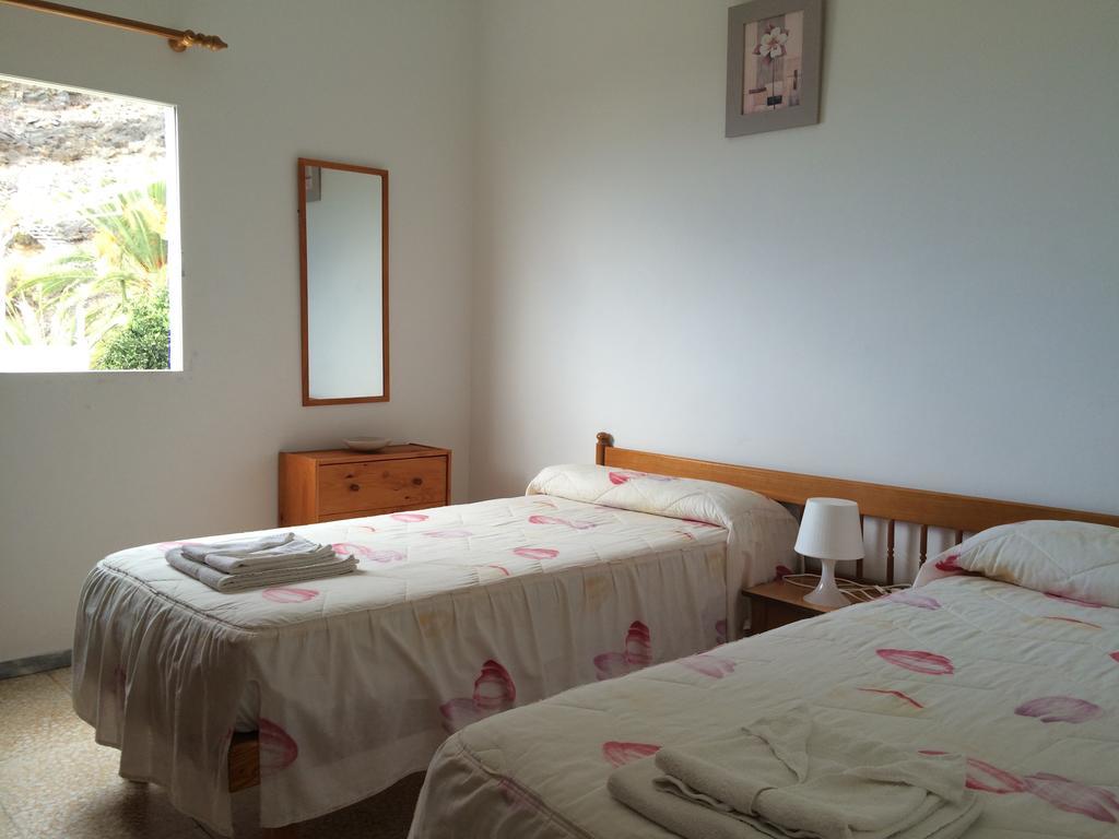 Apartamentos Domínguez Calera Quarto foto