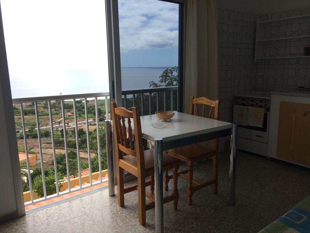 Apartamentos Domínguez Calera Quarto foto